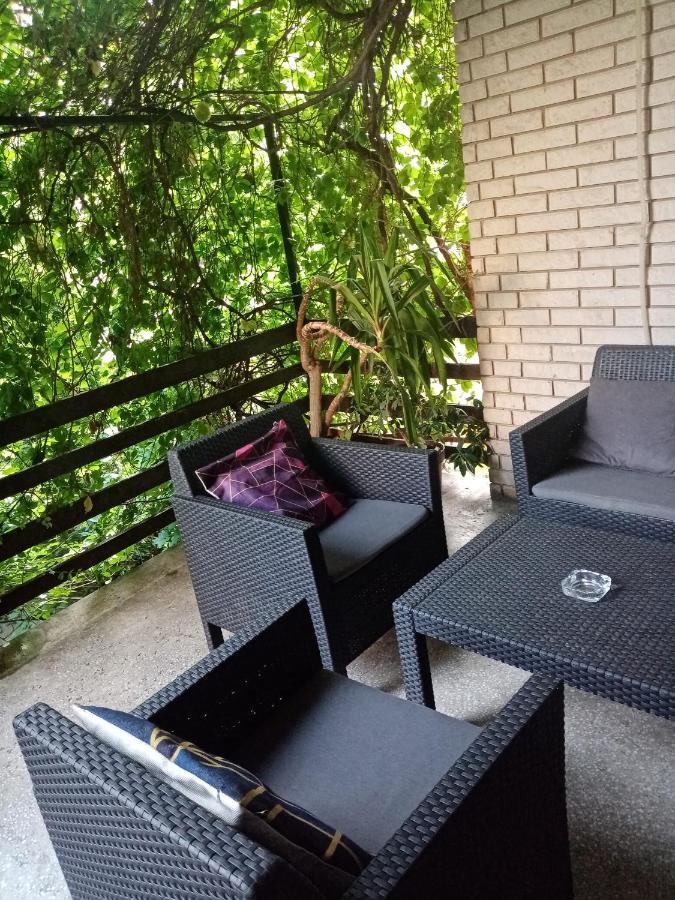 Dusica Apartmani Jagodina Buitenkant foto