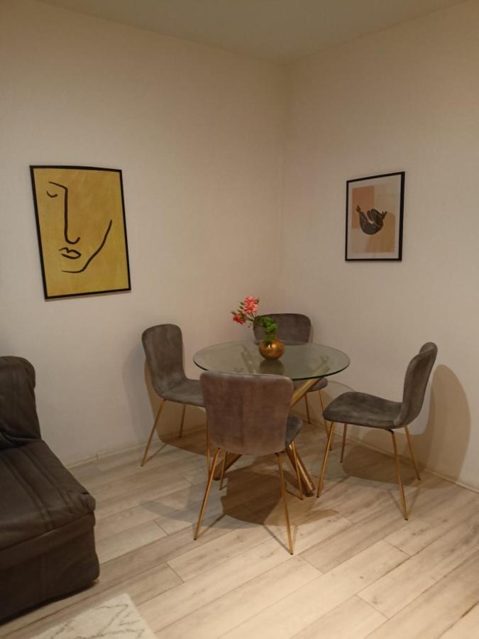 Dusica Apartmani Jagodina Buitenkant foto